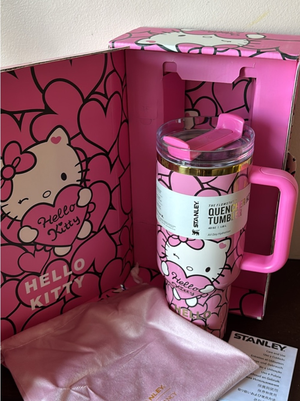 Stanley Pink Hello Kitty Quencher Tumbler with Handle